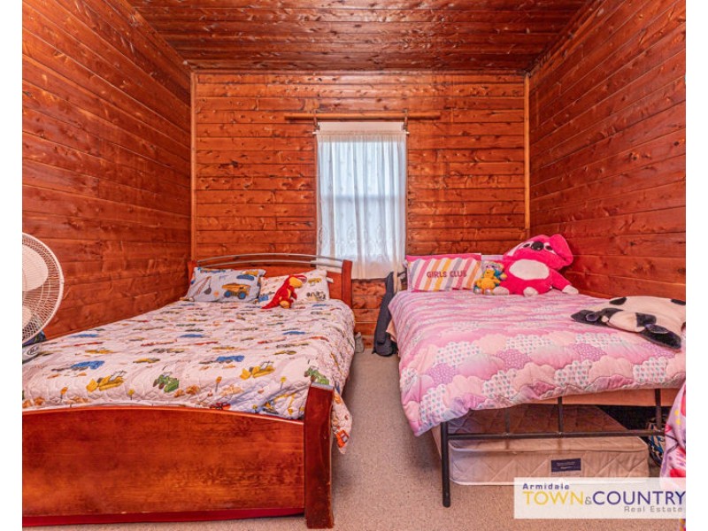 ‘Valverde’ 216 Invergowrie Road, Armidale NSW 2350