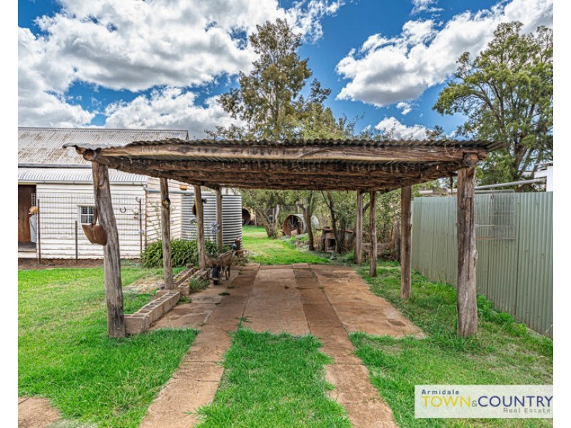 ‘Valverde’ 216 Invergowrie Road, Armidale NSW 2350