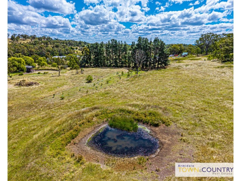 ‘Valverde’ 216 Invergowrie Road, Armidale NSW 2350