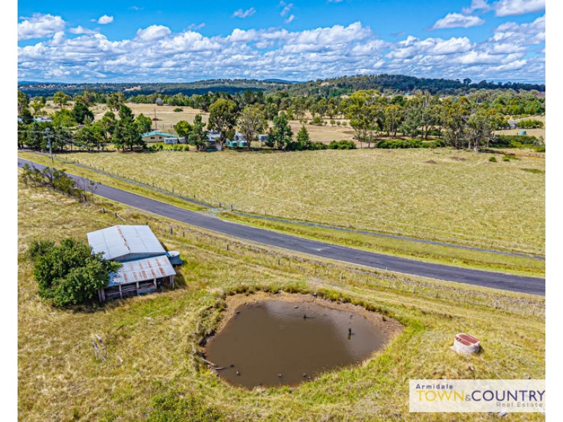 ‘Valverde’ 216 Invergowrie Road, Armidale NSW 2350