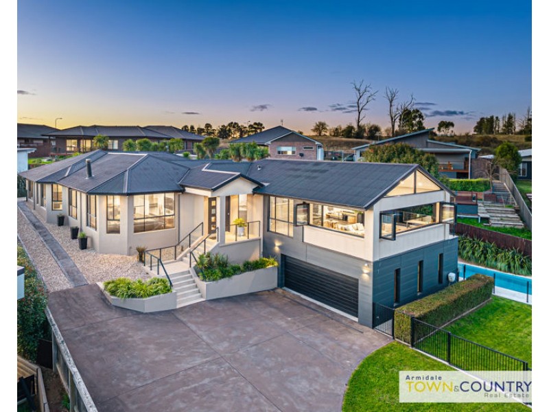 28 Golden Grove, Armidale NSW 2350