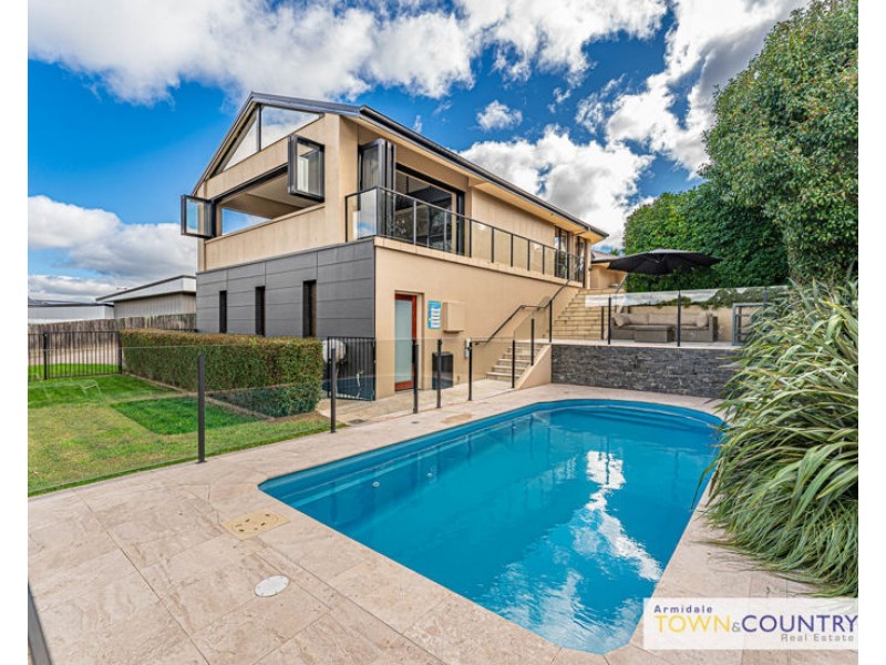 28 Golden Grove, Armidale NSW 2350