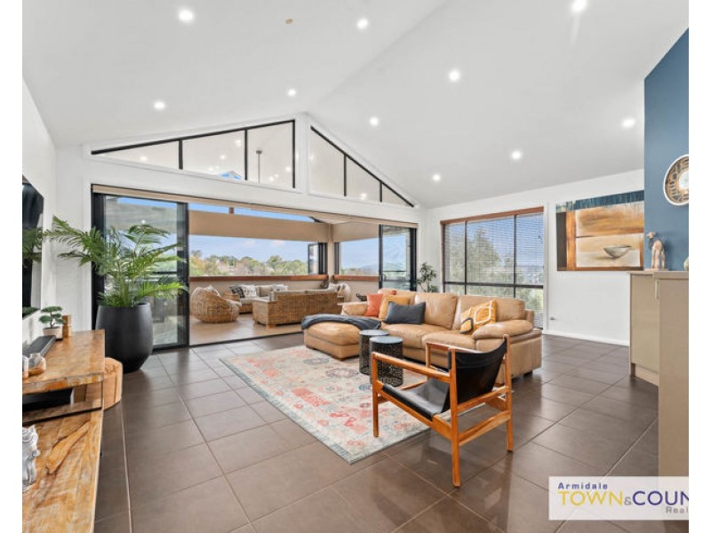 28 Golden Grove, Armidale NSW 2350