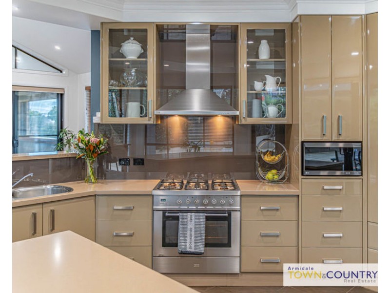 28 Golden Grove, Armidale NSW 2350