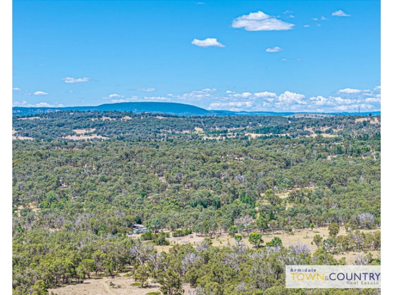 ‘Satinvale’ Tobruk Road, Armidale NSW 2350