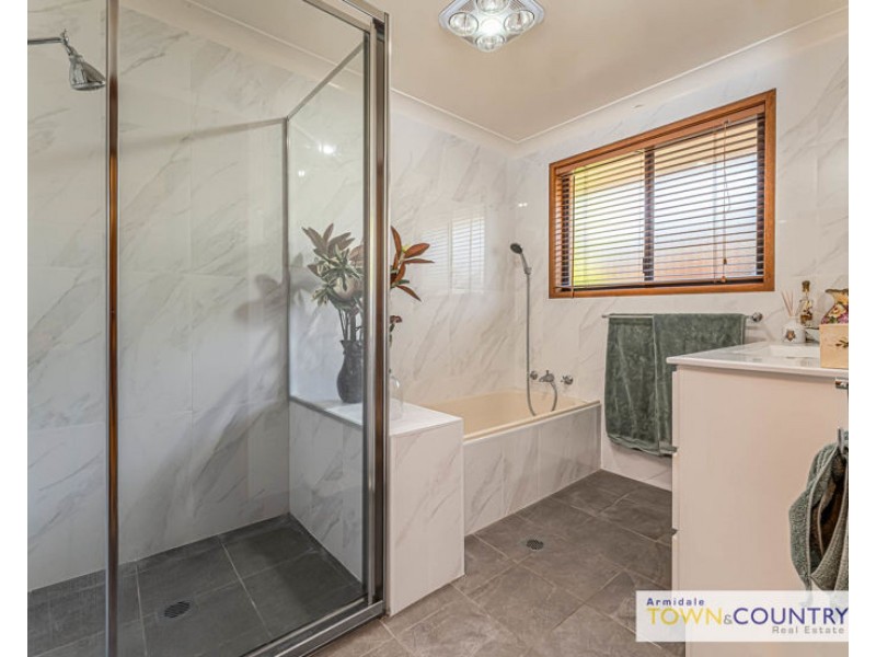 15 Dalton Drive, Armidale NSW 2350