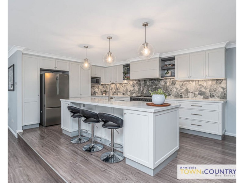 58 Kareela Road, Armidale NSW 2350