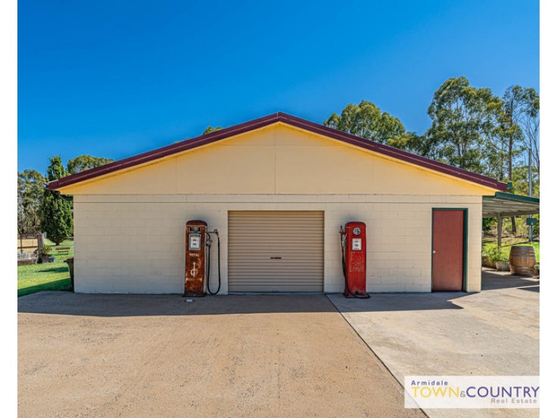 58 Kareela Road, Armidale NSW 2350