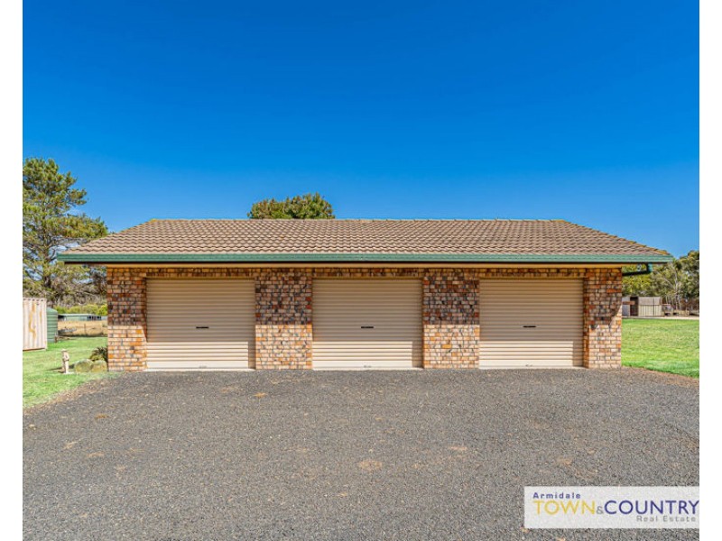 58 Kareela Road, Armidale NSW 2350