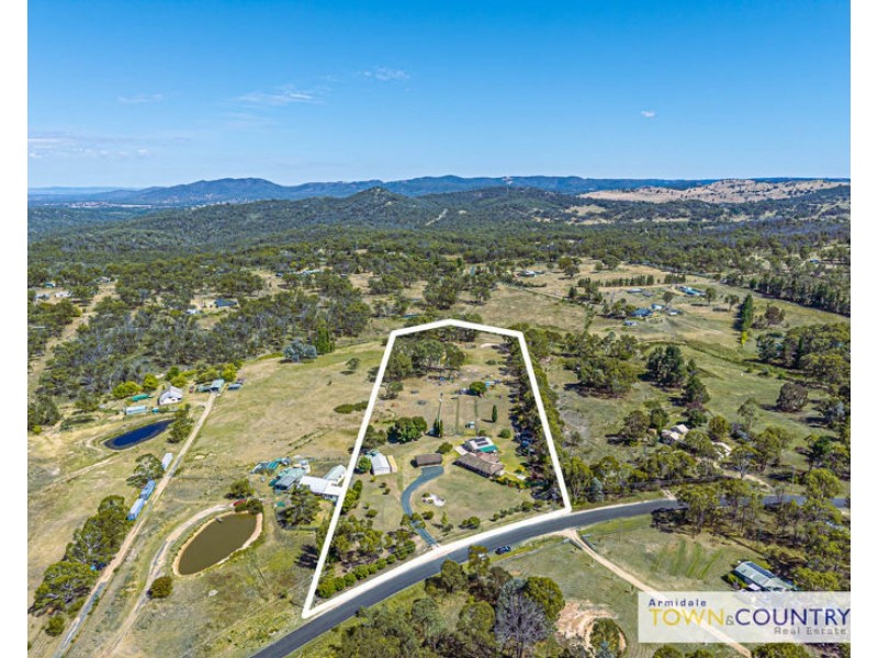 58 Kareela Road, Armidale NSW 2350