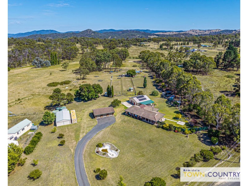 58 Kareela Road, Armidale NSW 2350