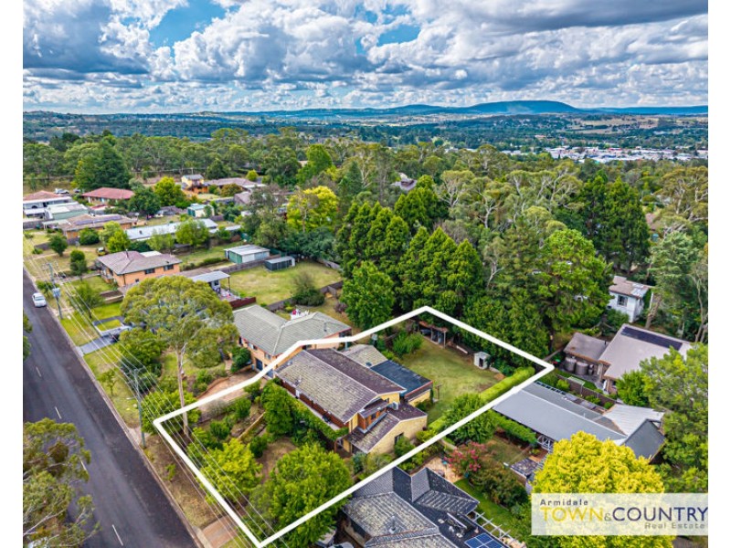3 Bona Vista Road, Armidale NSW 2350