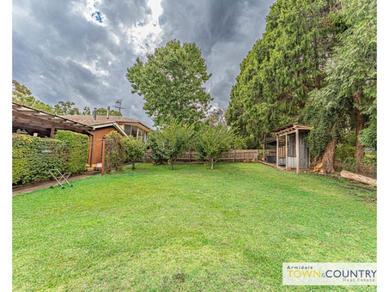 3 Bona Vista Road, Armidale NSW 2350