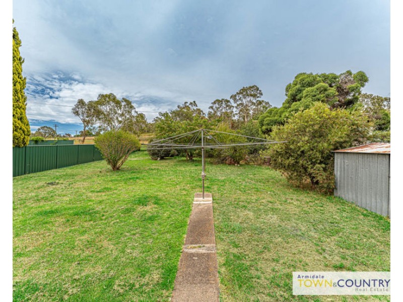 3 Glass Street, Armidale NSW 2350