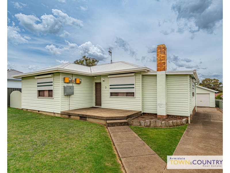 3 Glen Innes Road, Armidale NSW 2350