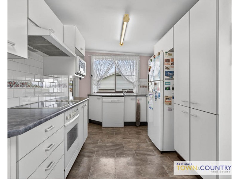 3 Glen Innes Road, Armidale NSW 2350