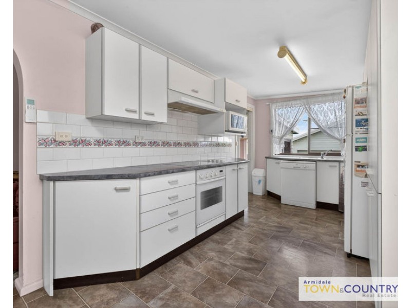 3 Glen Innes Road, Armidale NSW 2350