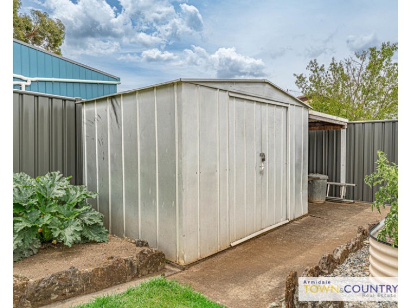 3 Glen Innes Road, Armidale NSW 2350