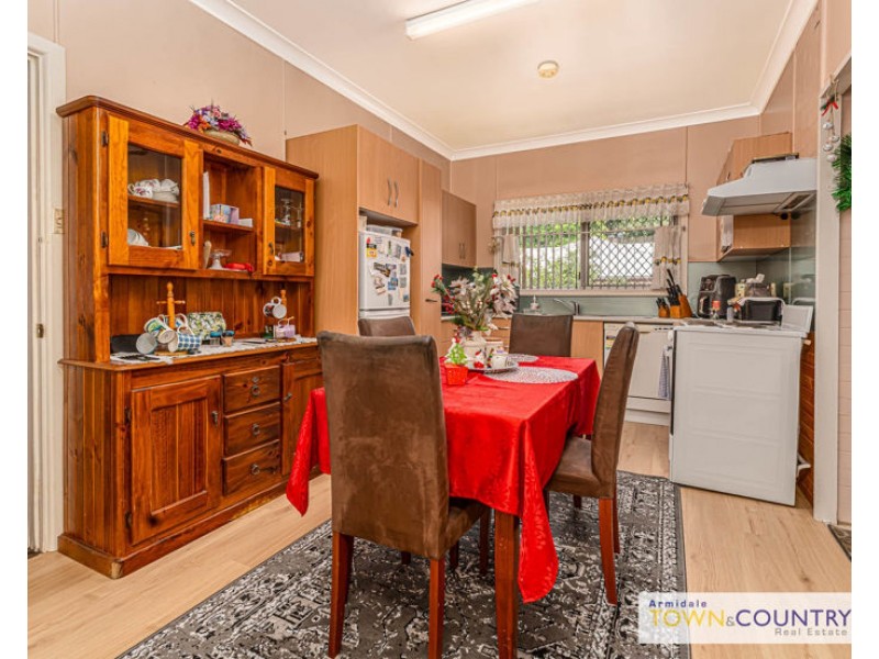 222 Kennedy Street, Armidale NSW 2350