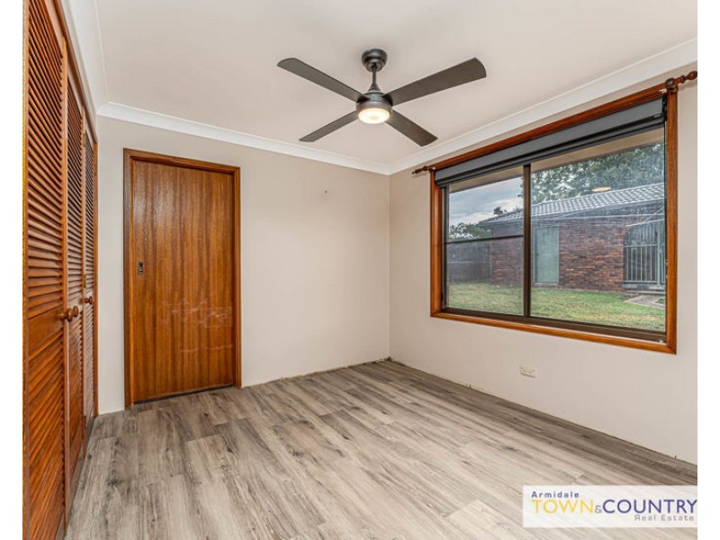 12 Kennedy Street, Armidale NSW 2350