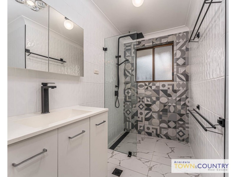 12 Kennedy Street, Armidale NSW 2350