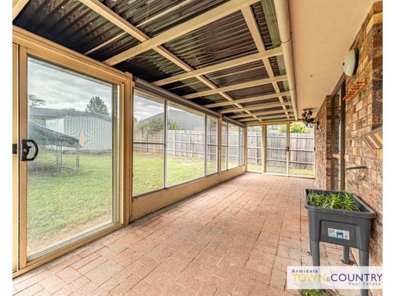12 Kennedy Street, Armidale NSW 2350