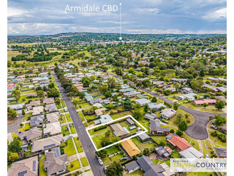 12 Kennedy Street, Armidale NSW 2350