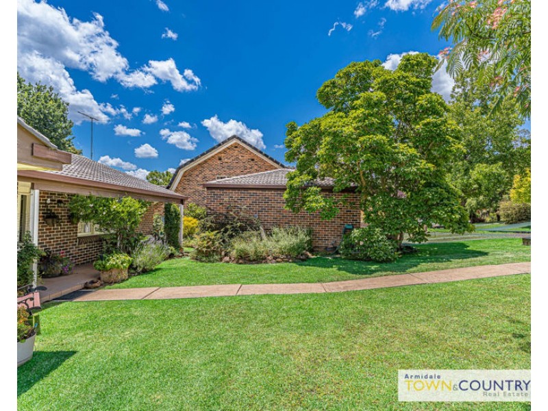 12 Nyssa Street, Armidale NSW 2350
