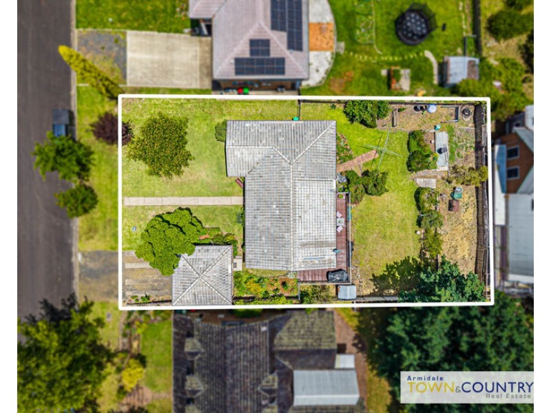 12 Nyssa Street, Armidale NSW 2350