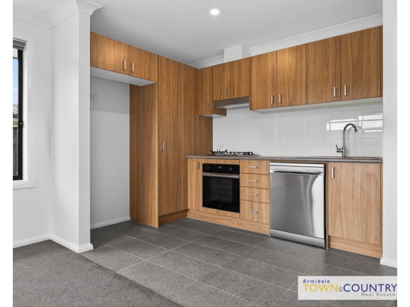 1/13 Sunrise Crescent, Armidale NSW 2350