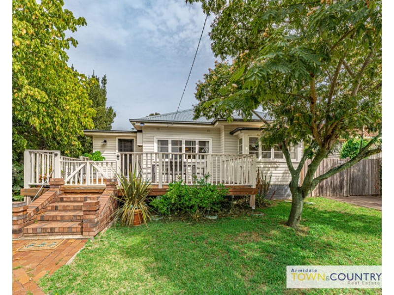 6 Rockvale Road, Armidale NSW 2350