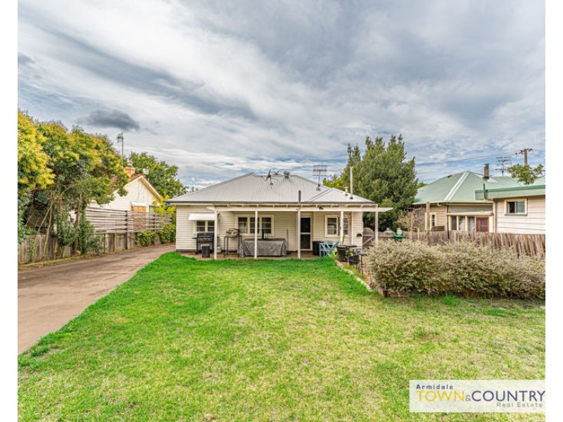6 Rockvale Road, Armidale NSW 2350