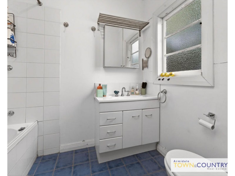 6 Rockvale Road, Armidale NSW 2350