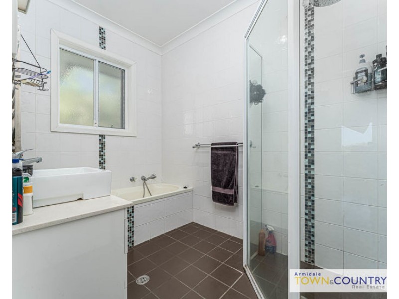 33 Dangar Street, Armidale NSW 2350