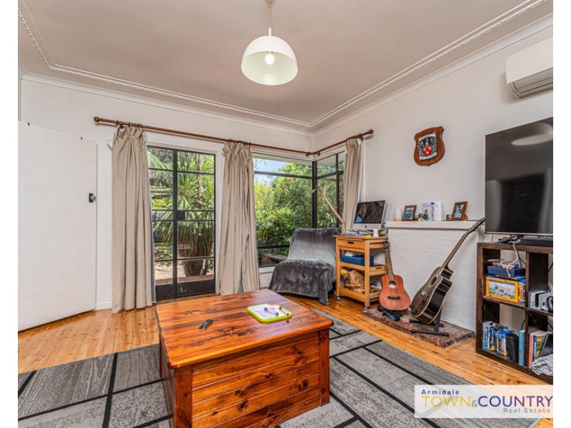 33 Dangar Street, Armidale NSW 2350