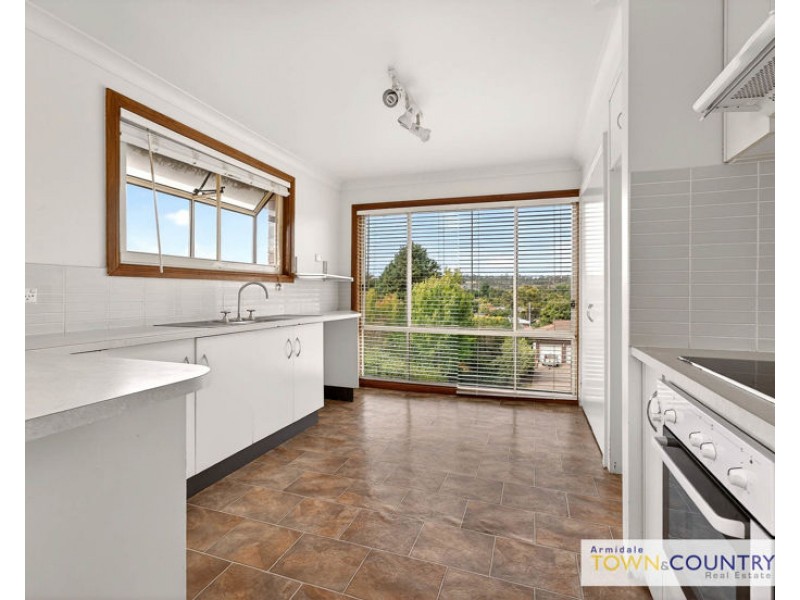 1/16 Napier Court, Armidale NSW 2350