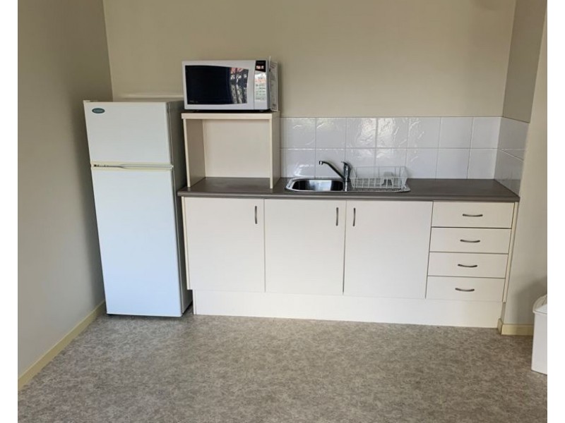 27/80 Queen Elizabeth Drive, Armidale NSW 2350