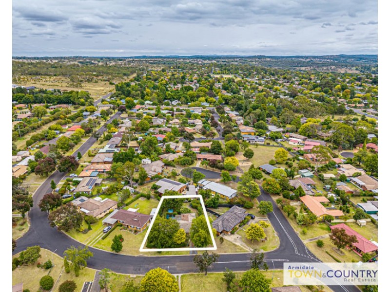 25 Dalton Drive, Armidale NSW 2350