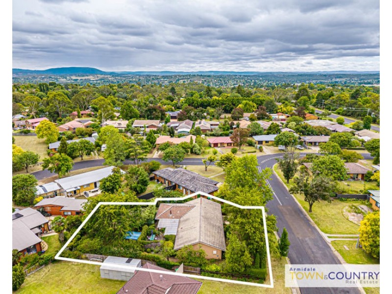 25 Dalton Drive, Armidale NSW 2350