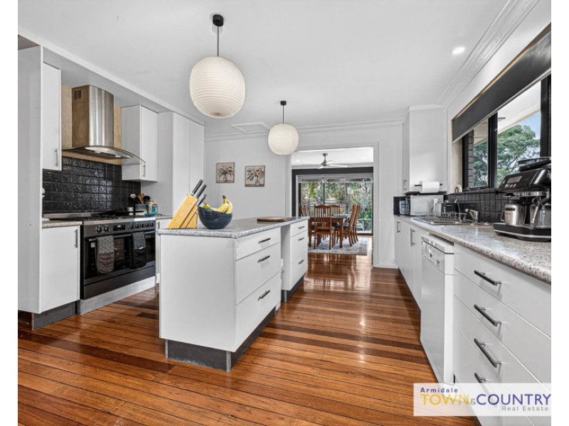 174 Old Inverell Road, Armidale NSW 2350