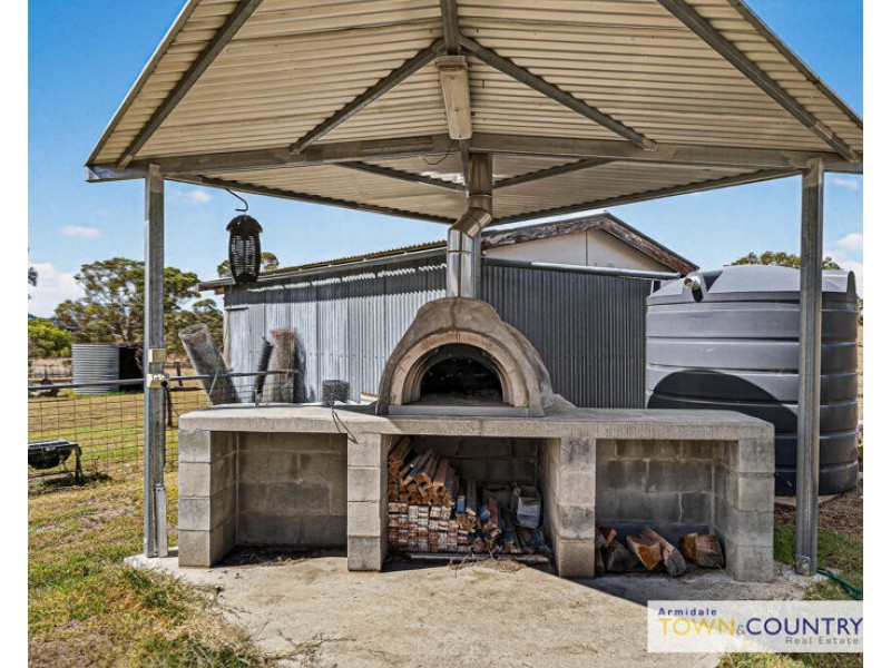 174 Old Inverell Road, Armidale NSW 2350