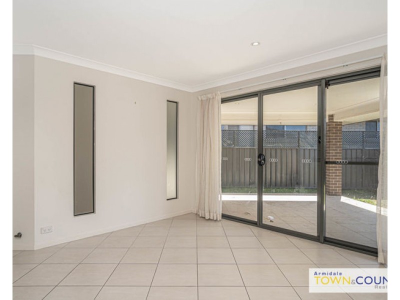 28 Albion Close, Armidale NSW 2350