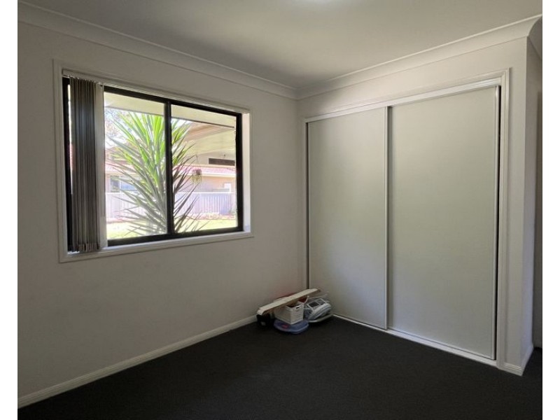 16 Earle Page Drive, Armidale NSW 2350