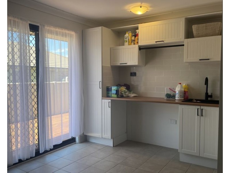 16 Earle Page Drive, Armidale NSW 2350