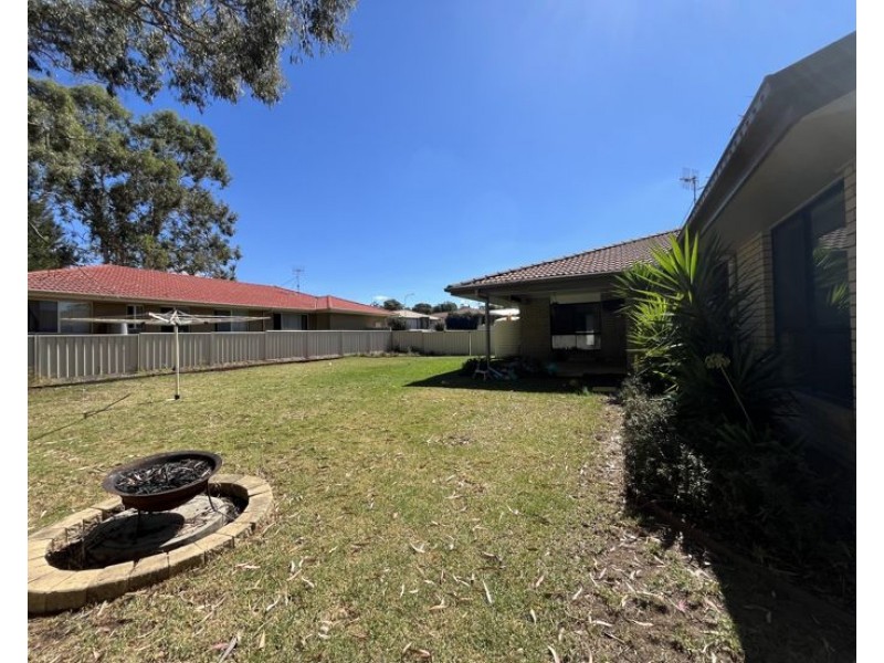 16 Earle Page Drive, Armidale NSW 2350