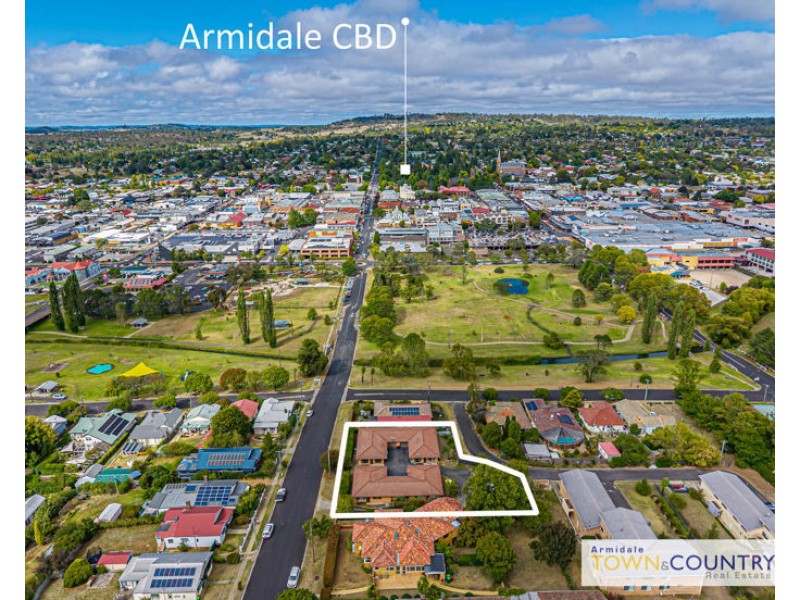 1/ 76 Faulkner Street, Armidale NSW 2350