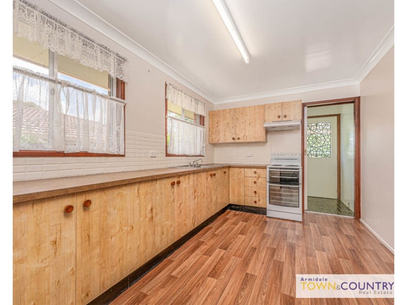 14 Baldwyn Street, Armidale NSW 2350