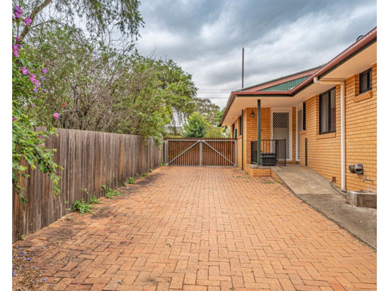 211 Markham Street, Armidale NSW 2350