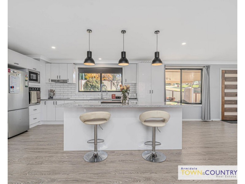 1 Howard Street, Armidale NSW 2350