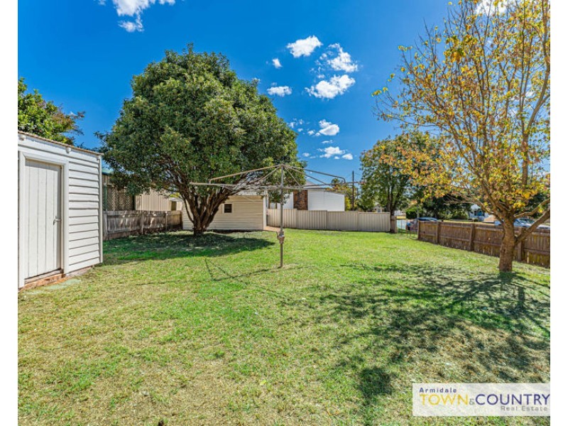110 Niagara Street, Armidale NSW 2350